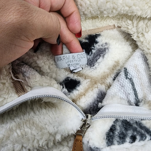 Cozy and warm sweater - Picture 2 of 5